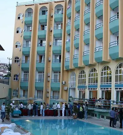 Albora فندق 3*